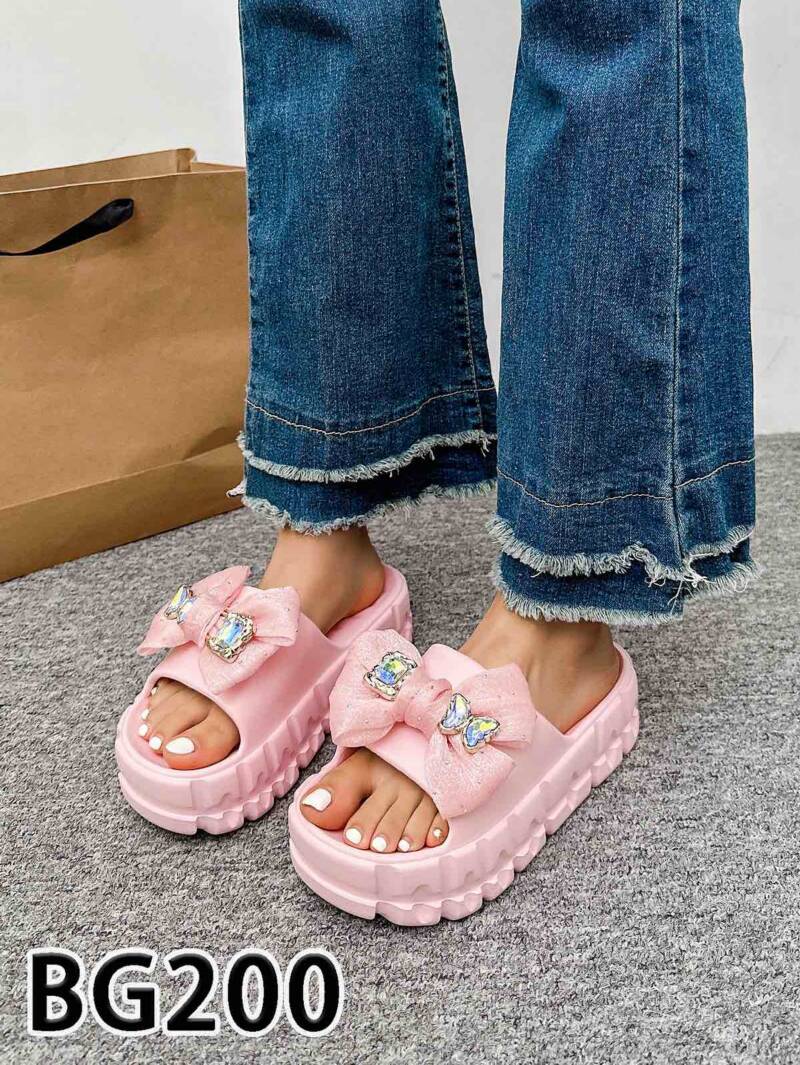 Klapki damskie Roz 36-41/ 12 par